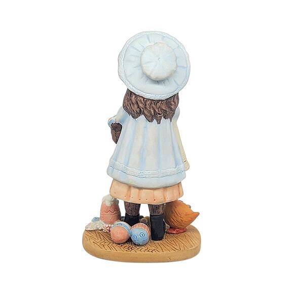 Vtg 1982 Jan Hagara Porcelain "Victoria" Easter Girl Basket Eggs Bunny Duck Doll - Picture 3 of 5